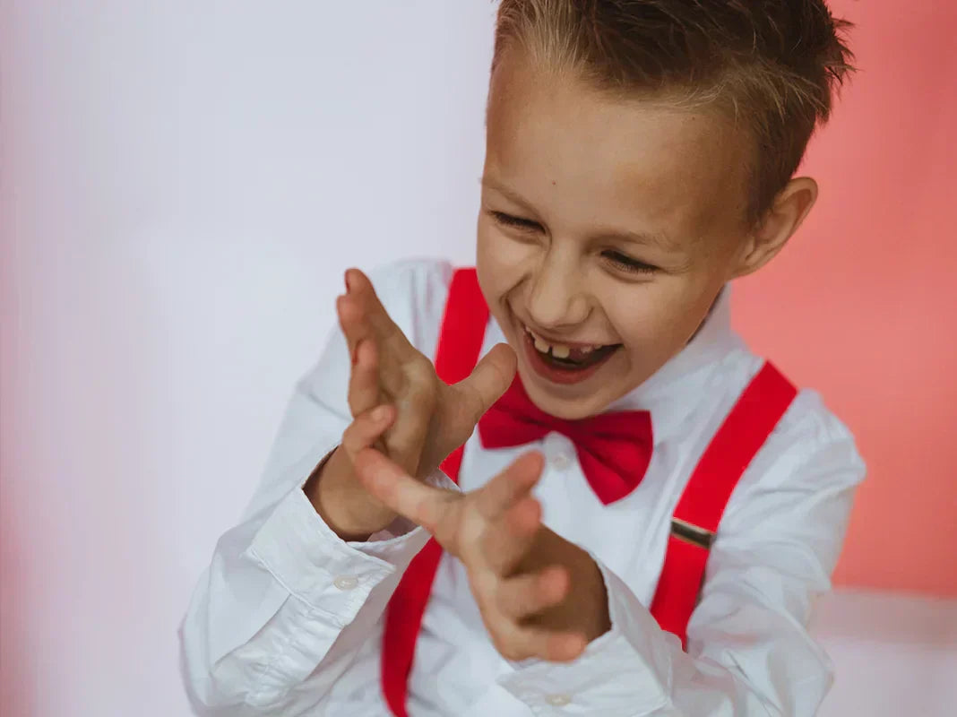 Nagels lakken met je verkeerde hand? Ontdek hoe