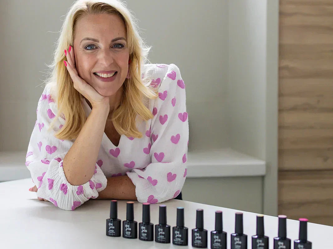 Zelf je nagels doen? Wees bewust van mogelijke risico’s en kies veilig