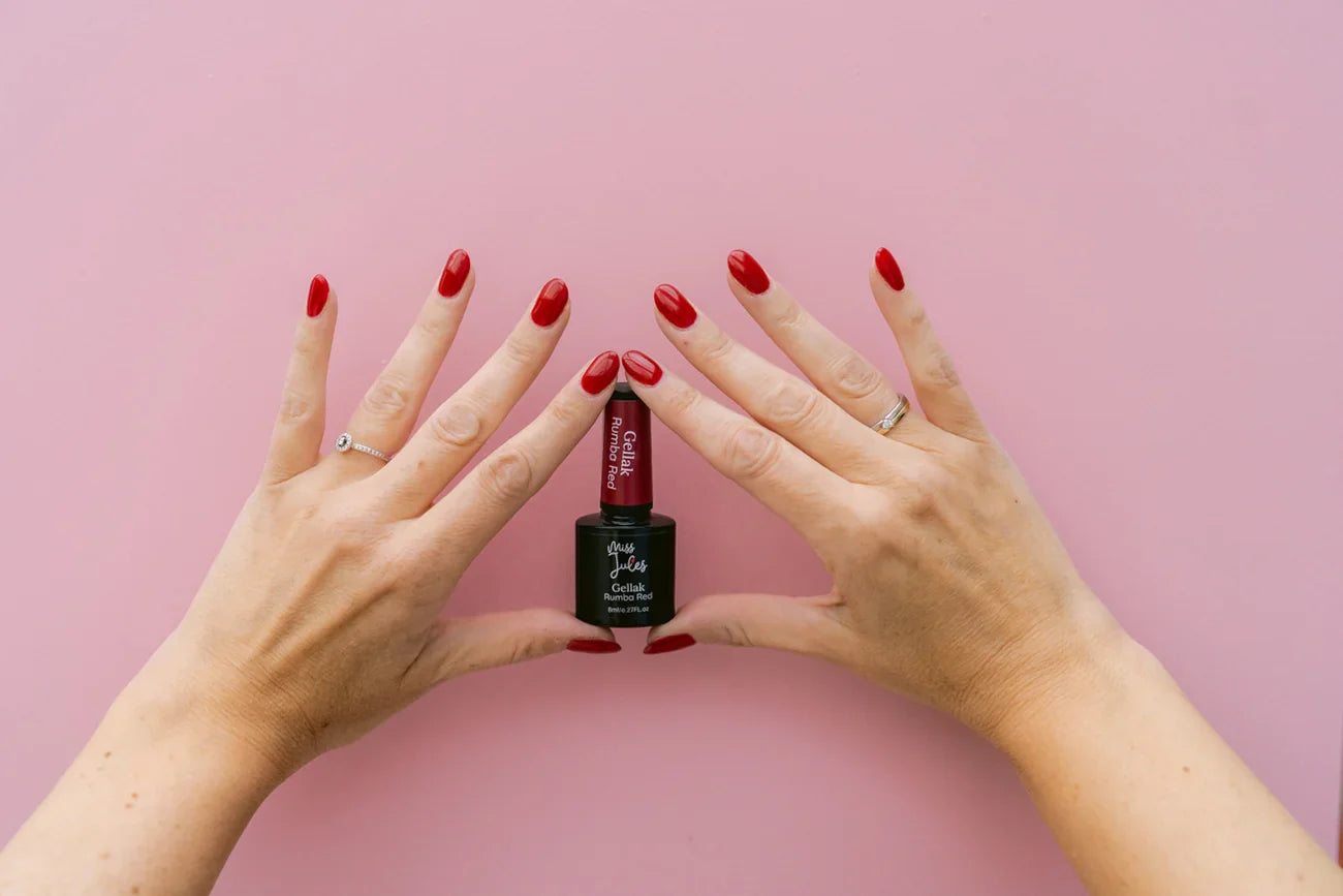 Miss Jules - Blog - Hoe breng je Gellak aan?