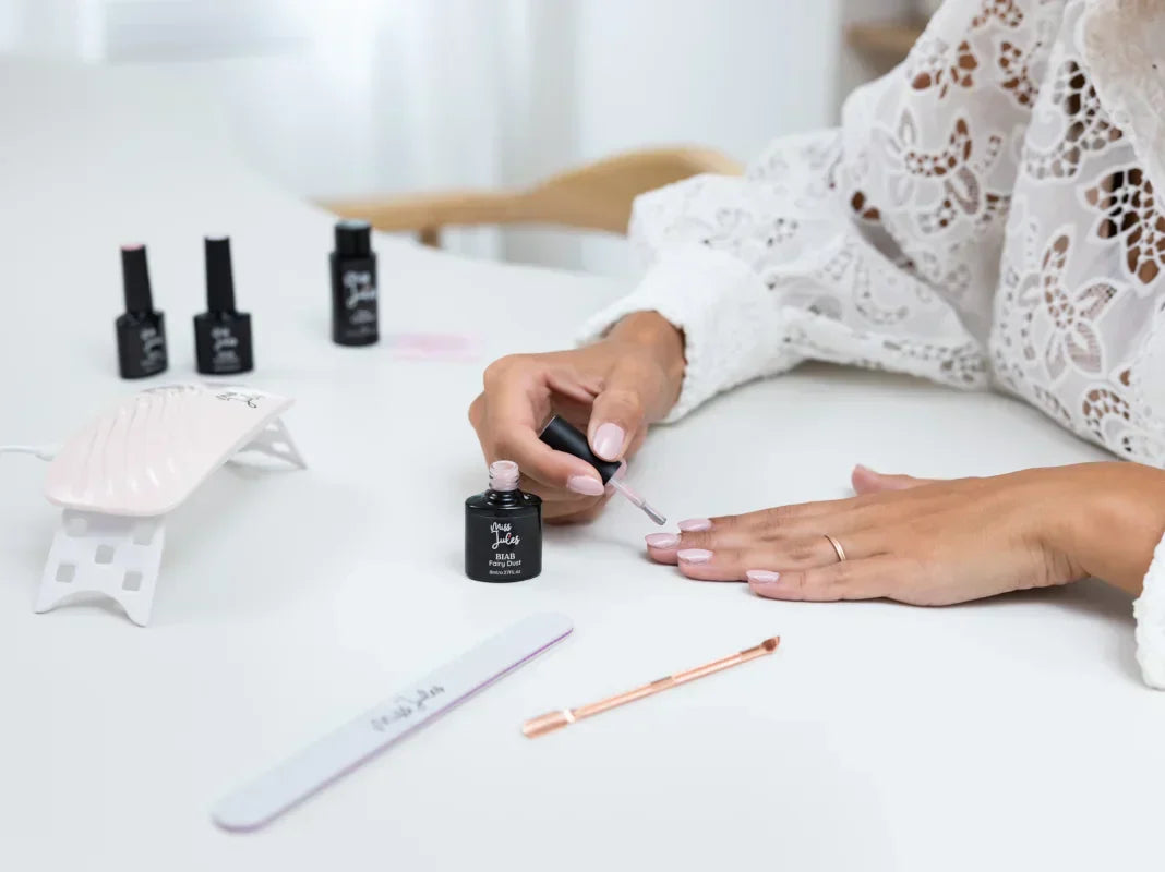 Hoe breng ik BIAB aan?