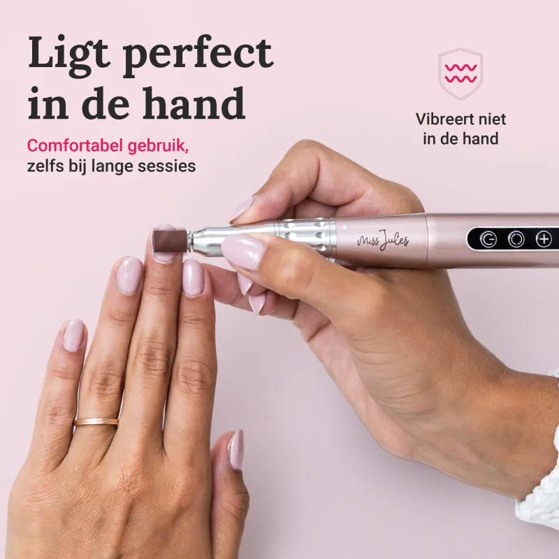 Miss Jules - Nagelfrees