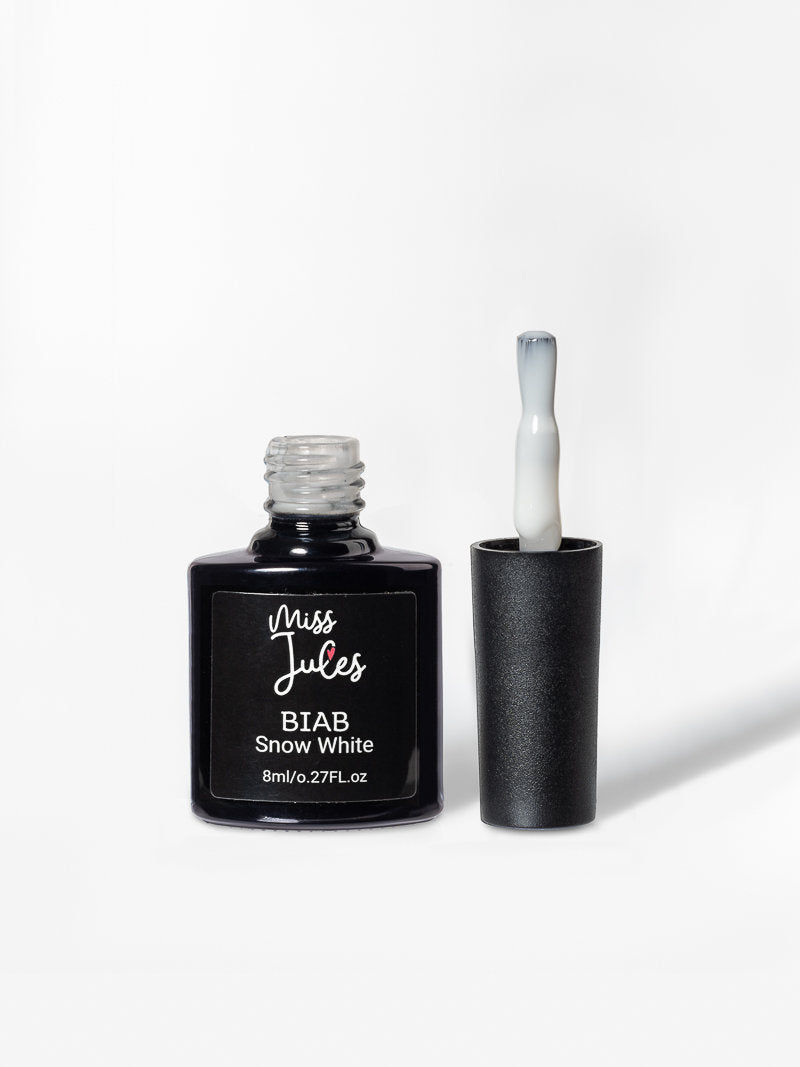 Miss Jules - BIAB Snow White